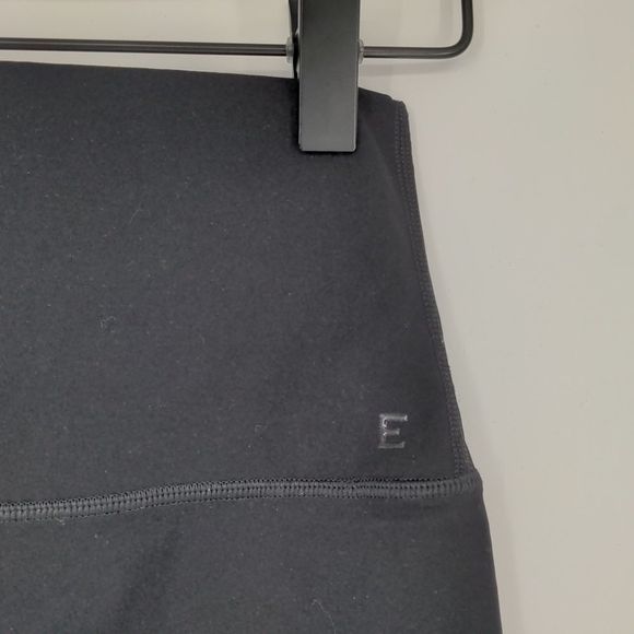 Everlane Women's The Perform Bike Short Size Extra Small Black Lightweight - Picture 10 of 12